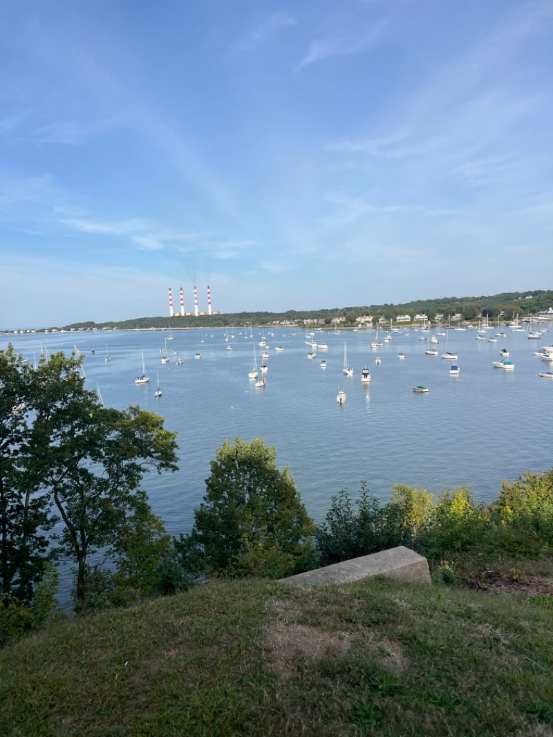 walking near me in Vanderbilt Museum, Mansion, and Planetarium in autumn