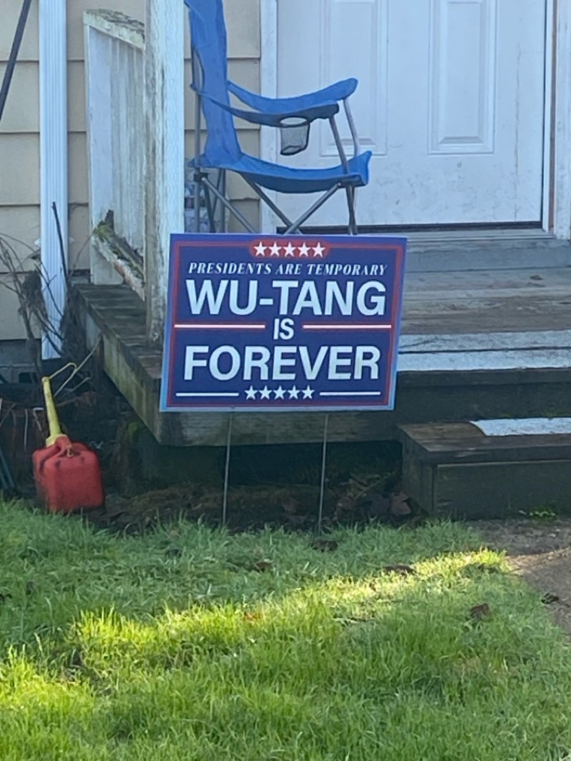 walking near me in Watershed Park in winter