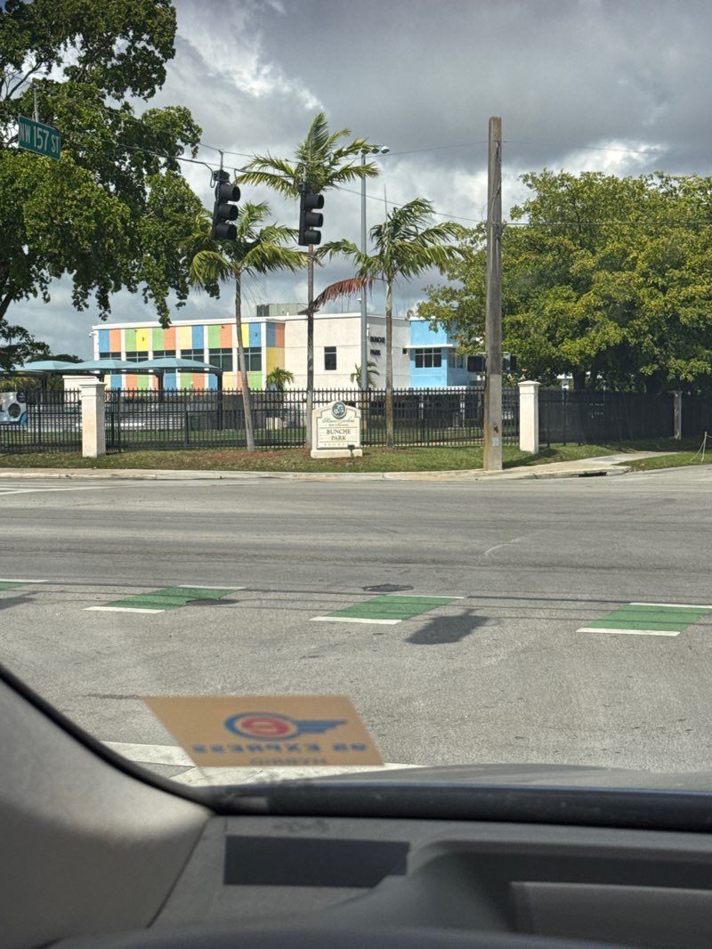 walking near me in Bunche Park in summer