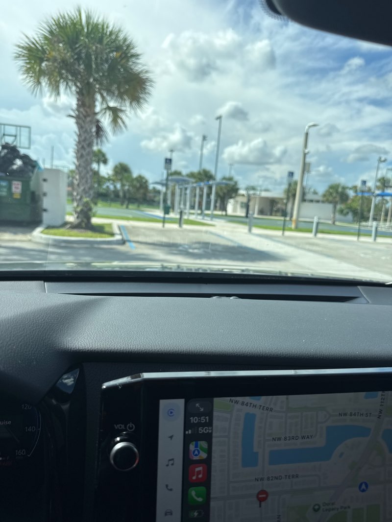 walking near me in Doral Legacy park in autumn