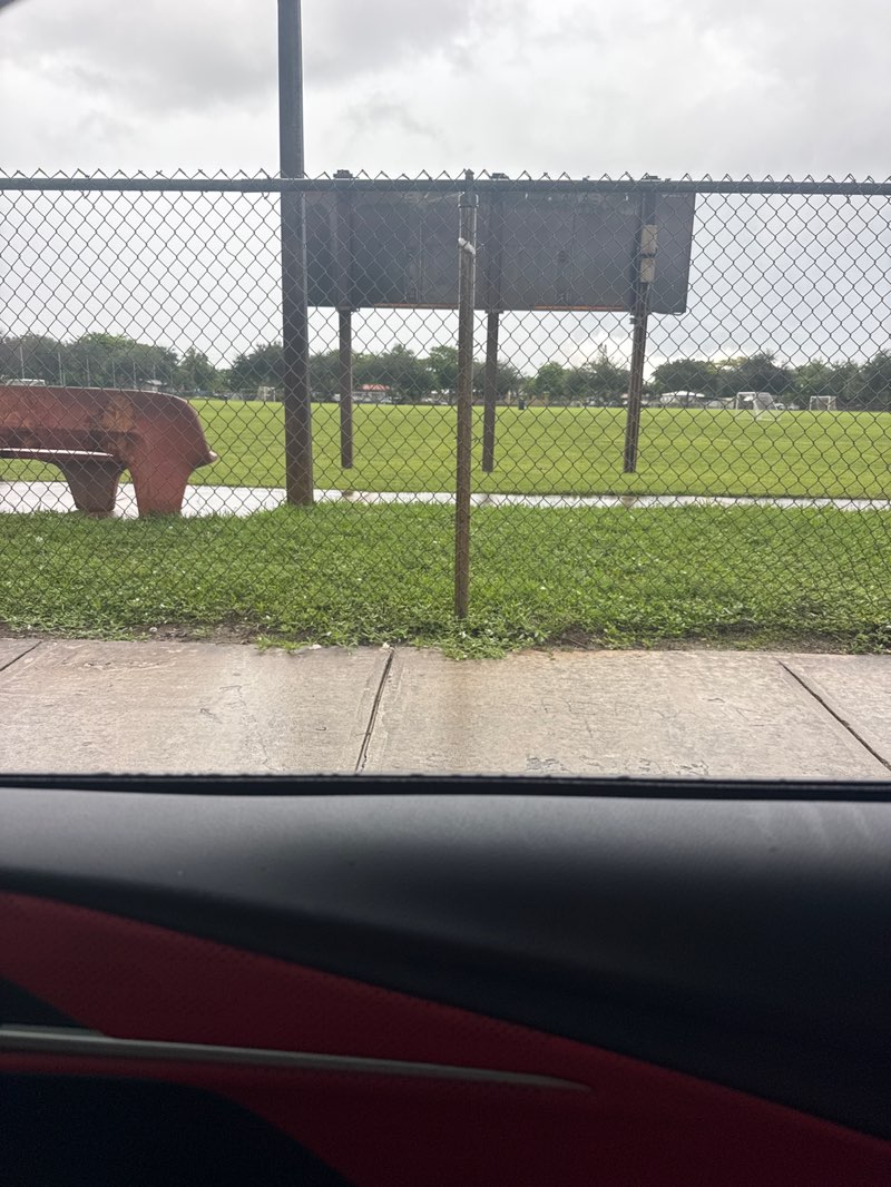 walking near me in Ben Franklin Park in autumn