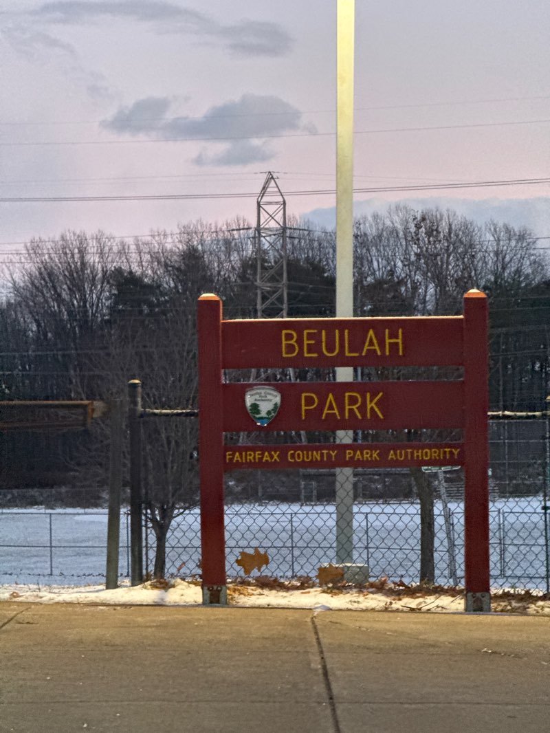 walking near me in Beulah Park in winter