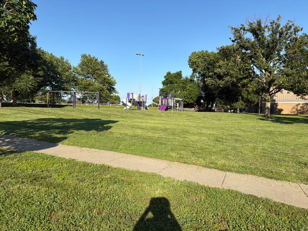 walking near me in Holcom Park in summer