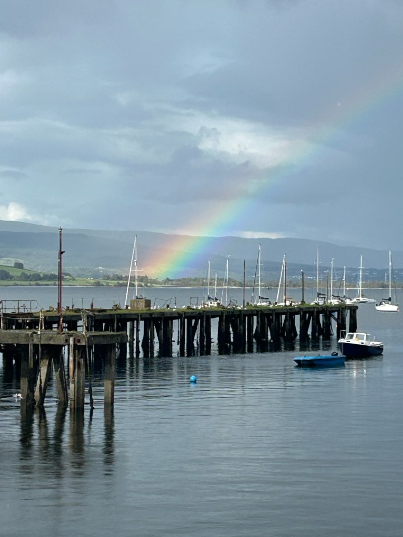 walking near me in Gourock Park in autumn