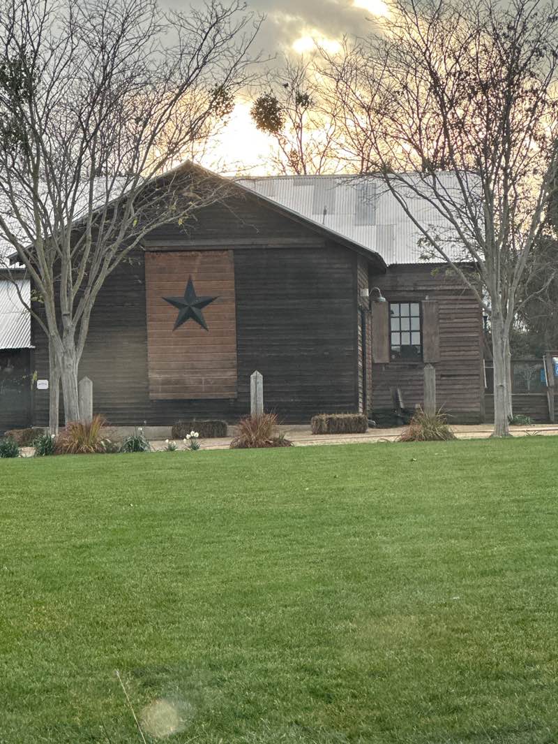 walking near me in Heritage Park in winter