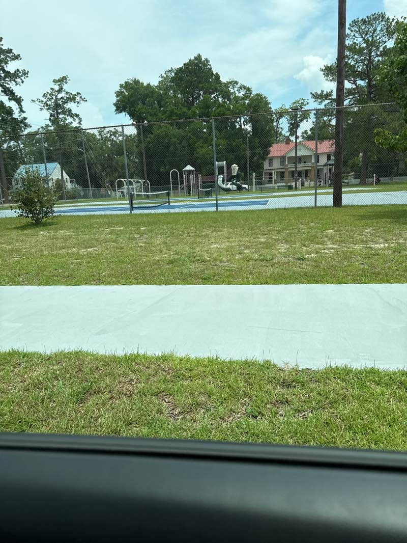 walking near me in Springfield City Park in summer