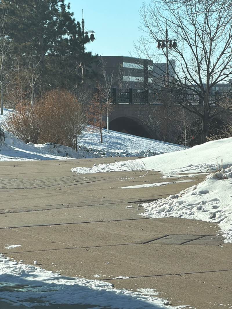 walking near me in Centennial Lakes Park in winter