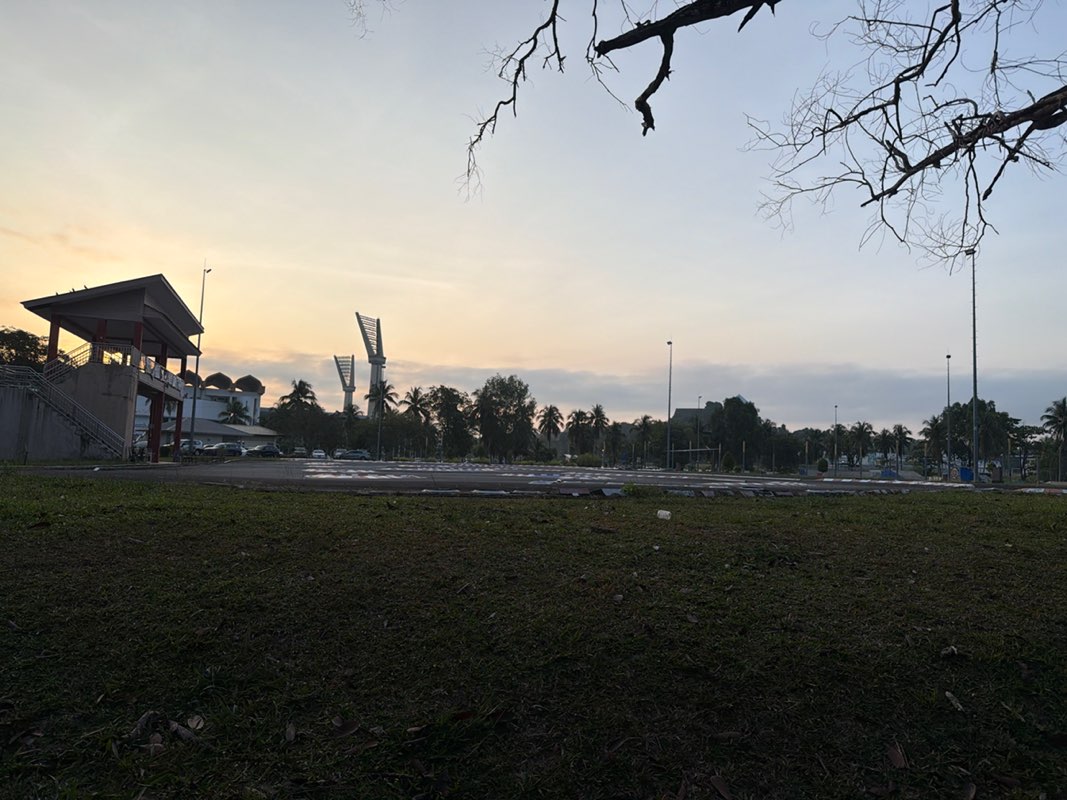 walking near me in Youth Park in spring