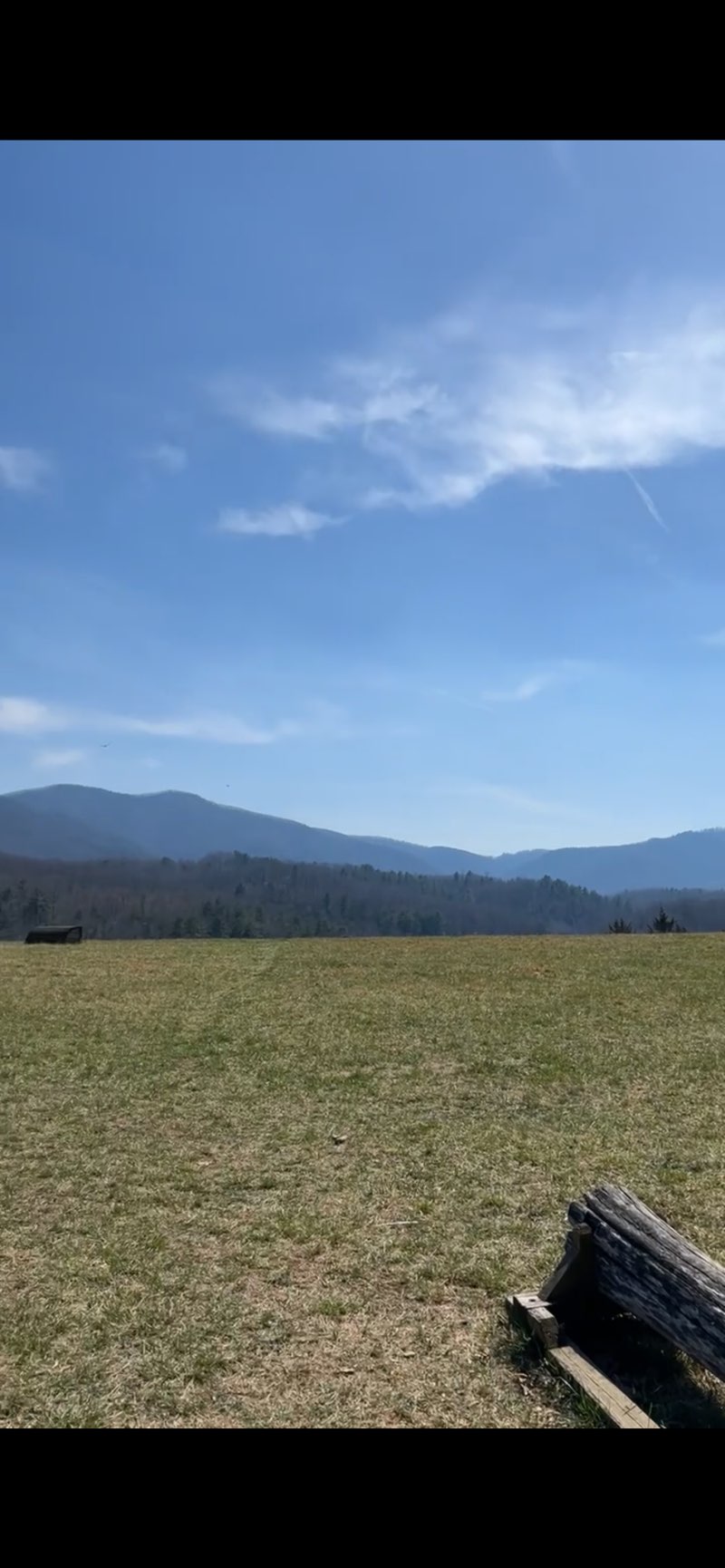 walking near me in Green Hill Park in winter