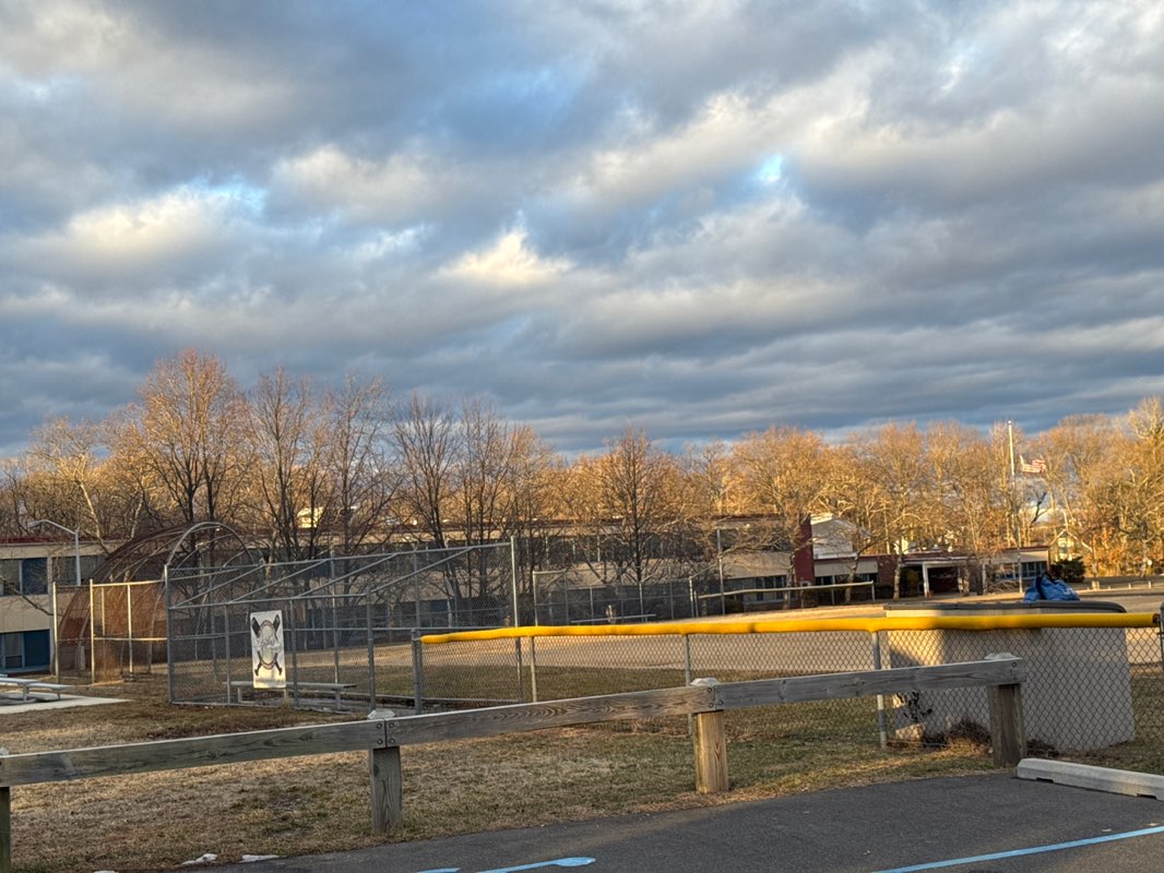 walking near me in Cambridge Park in winter