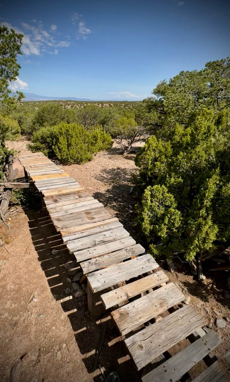 walking near me in La Tierra Trails in summer
