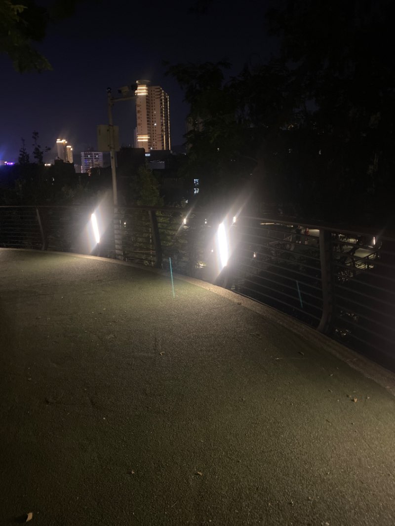 walking near me in 龙泉公园 in winter