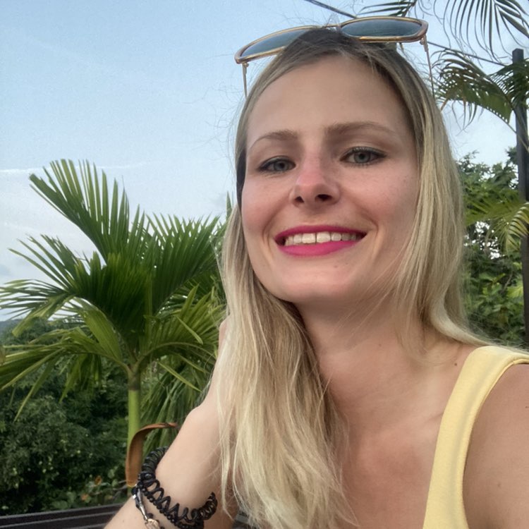 Verena Hug (Schritt Happens) profile