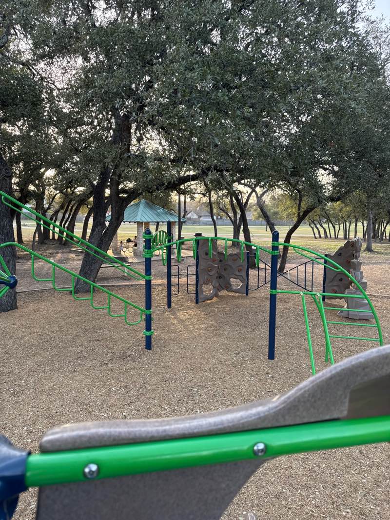 walking near me in Milburn Park in spring