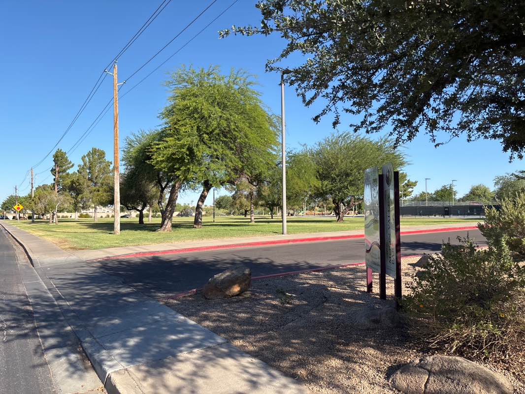 walking near me in Moon Valley Park in summer