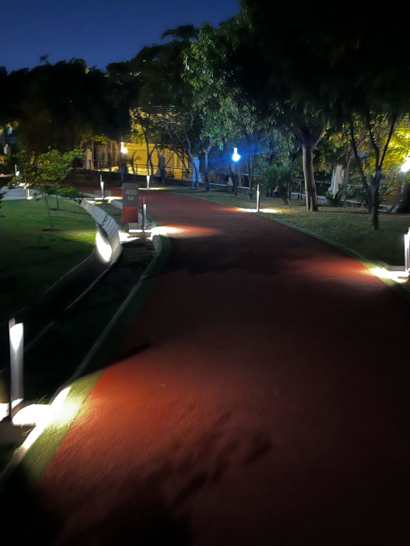 walking near me in Family Park Sector B in spring