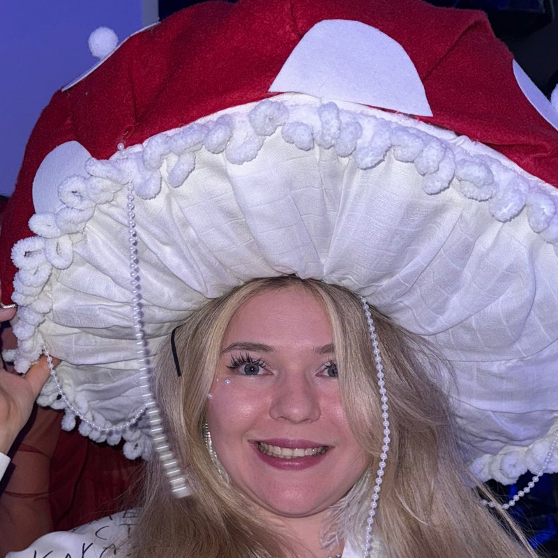 Валерия profile