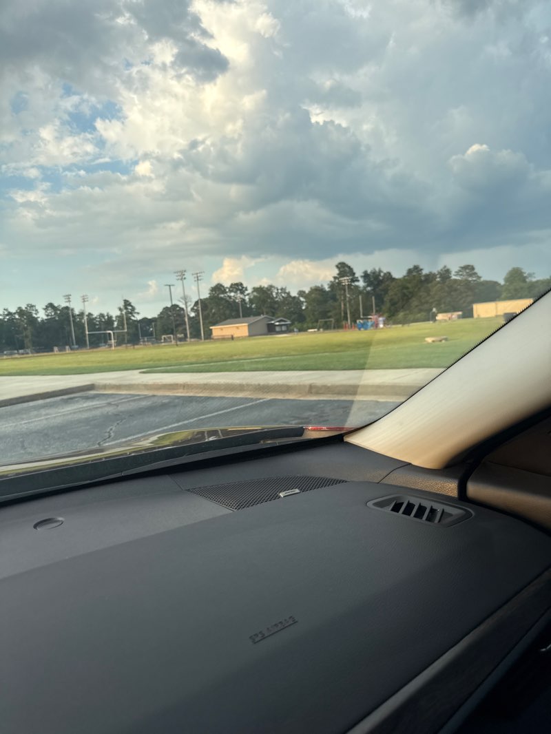 walking near me in Tanner Park in summer