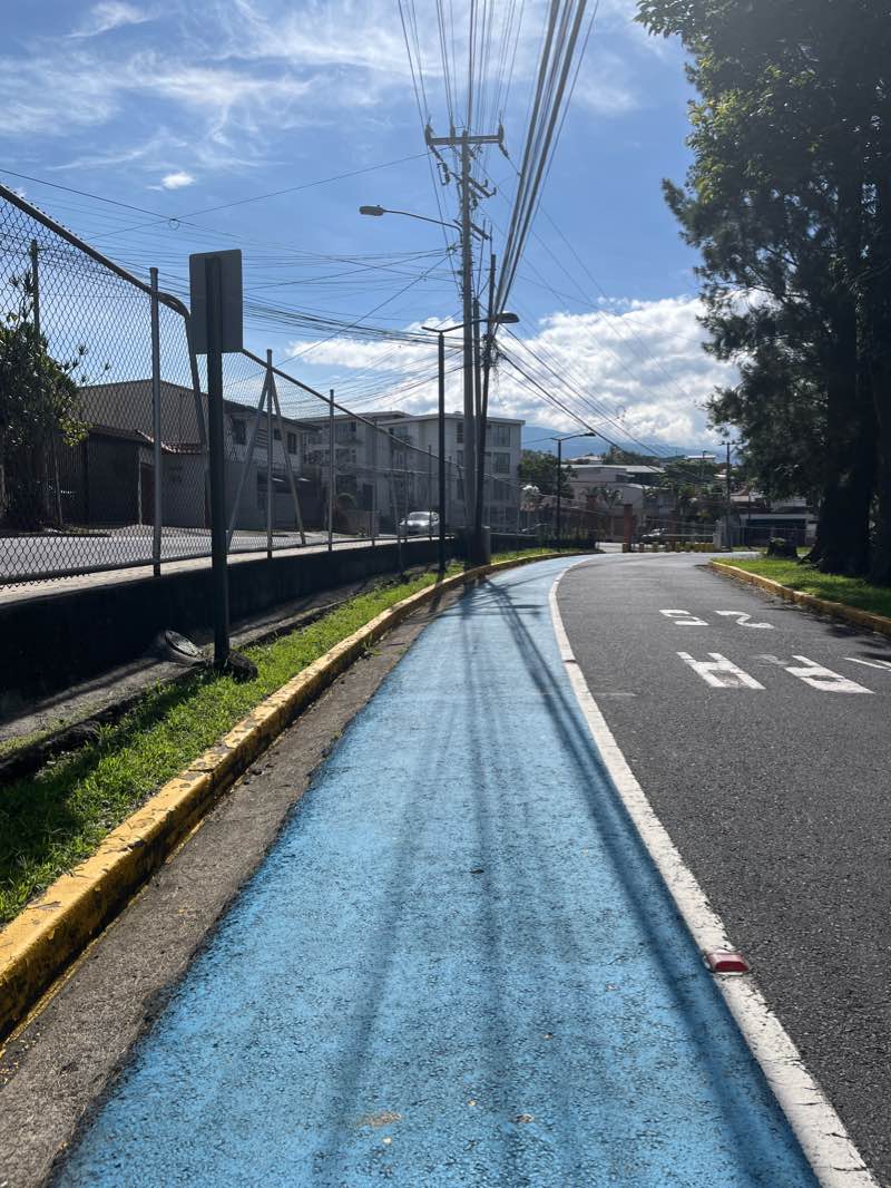 walking near me in Palimpsesto in winter