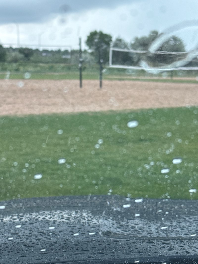 walking near me in Clear Creek Valley Park in spring