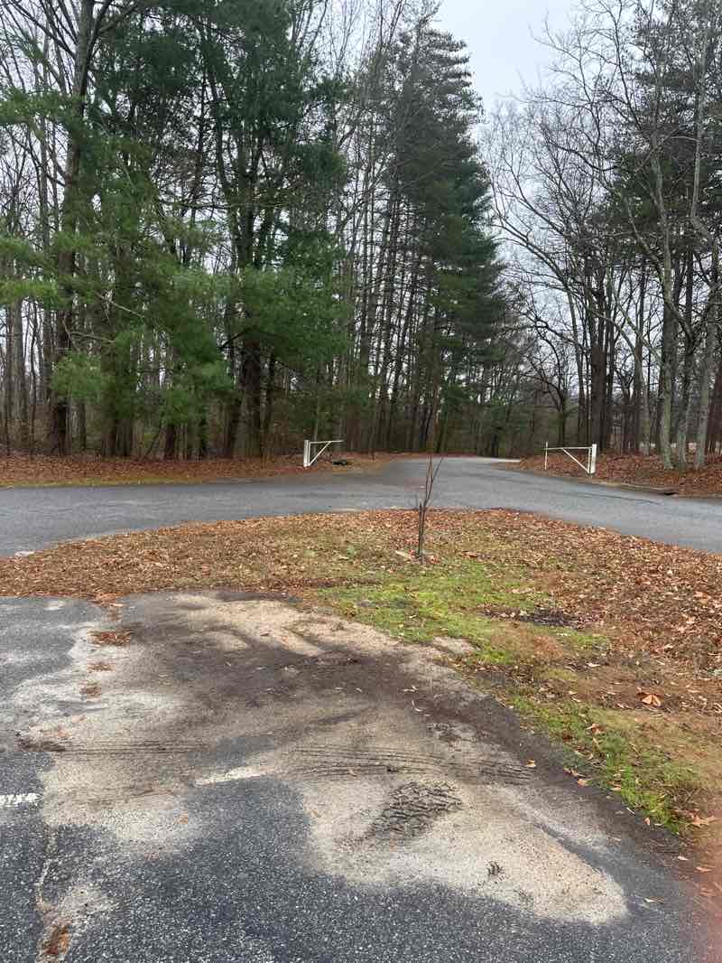 walking near me in East Riverside Park in winter