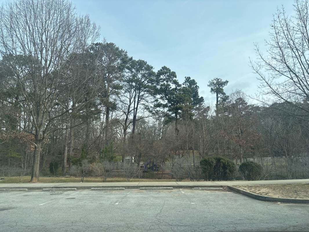 walking near me in Glenlake Park in winter