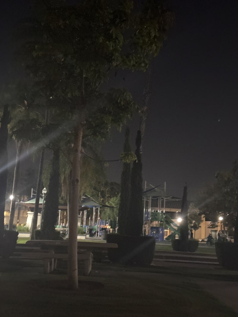 walking near me in Pepper Tree Park in autumn