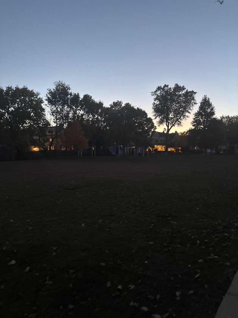 walking near me in Dietz Park in autumn