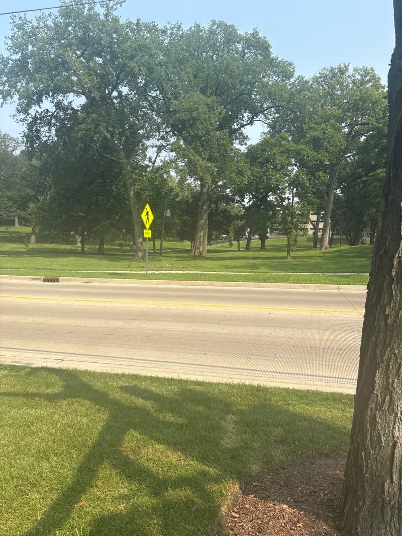walking near me in Highland Park in autumn