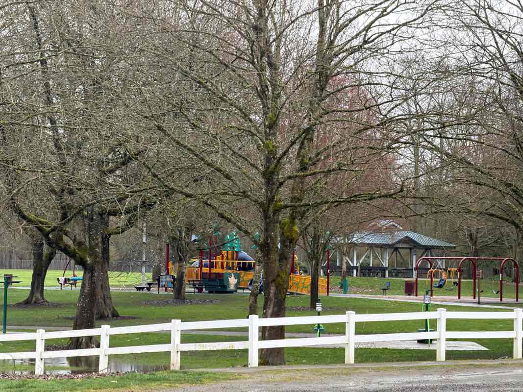 walking near me in Skykomish River Centennial Park in spring