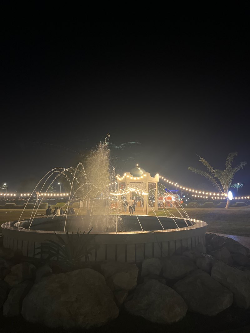 walking near me in Sallan Silver Jubilee Park in winter