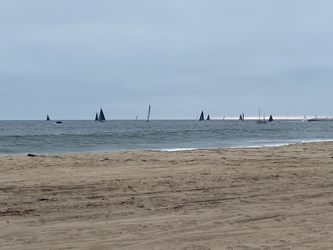 walking near me in Recreation Park in winter