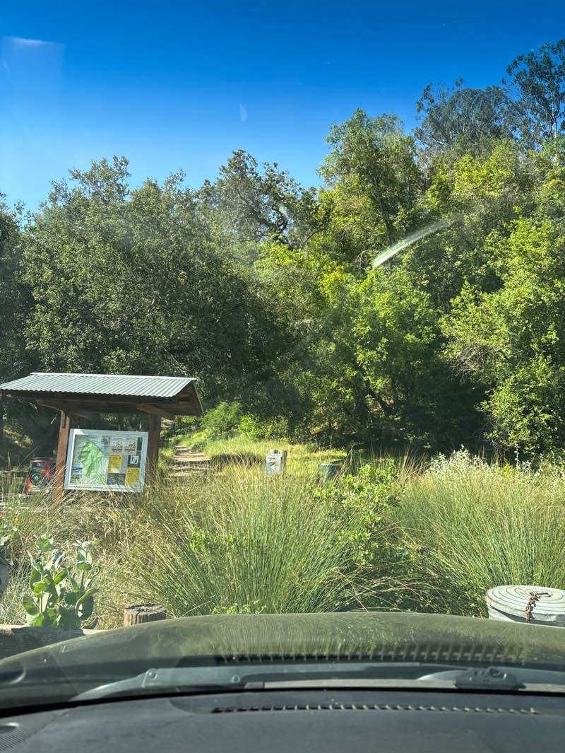 walking near me in Westwood Hills Park in summer