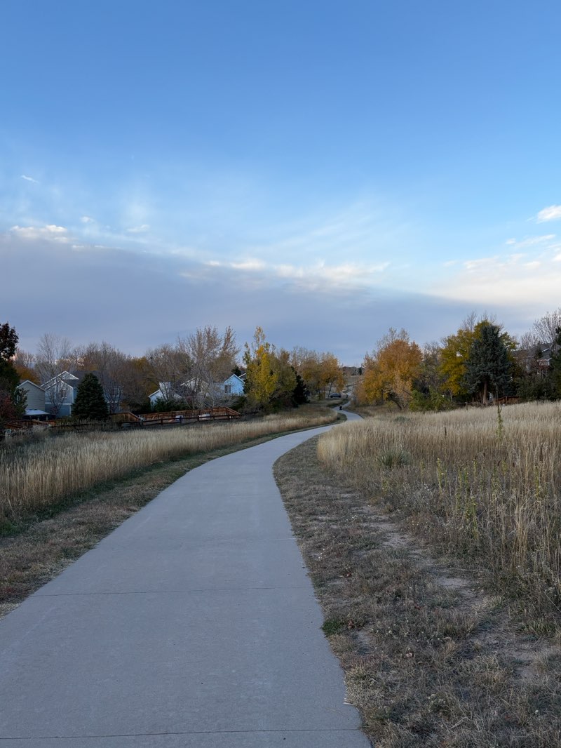 walking near me in Foothills Park in autumn