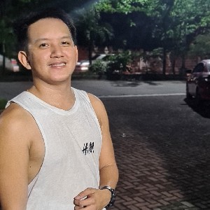 Kim Mark Manese profile