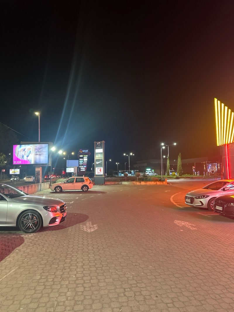 walking near me in Парк на Франкофонијата in autumn