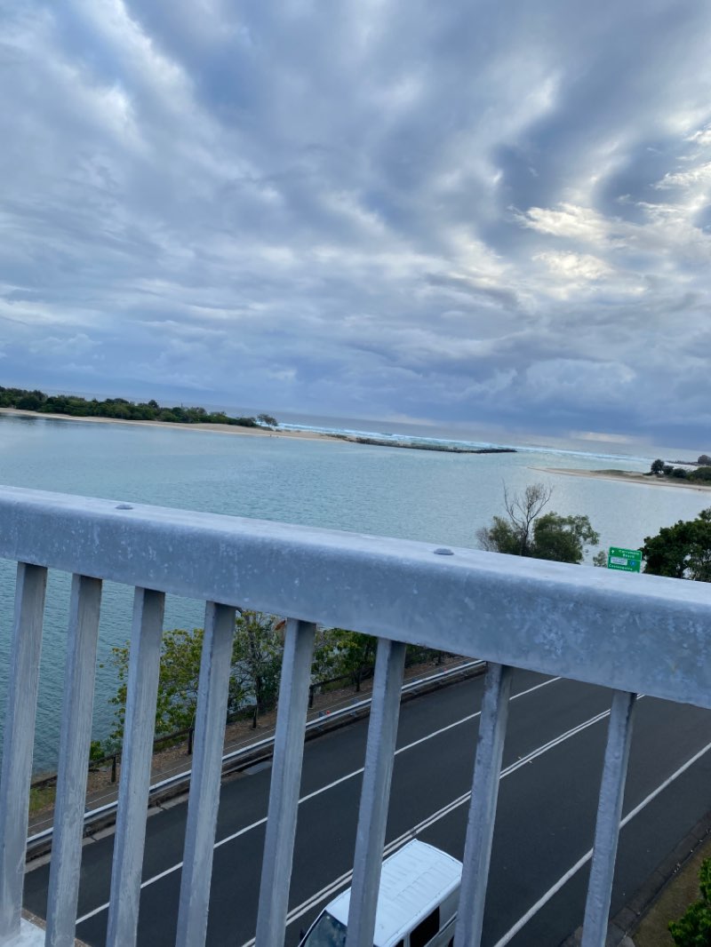 walking near me in Currumbin Hill Conservation Park in summer
