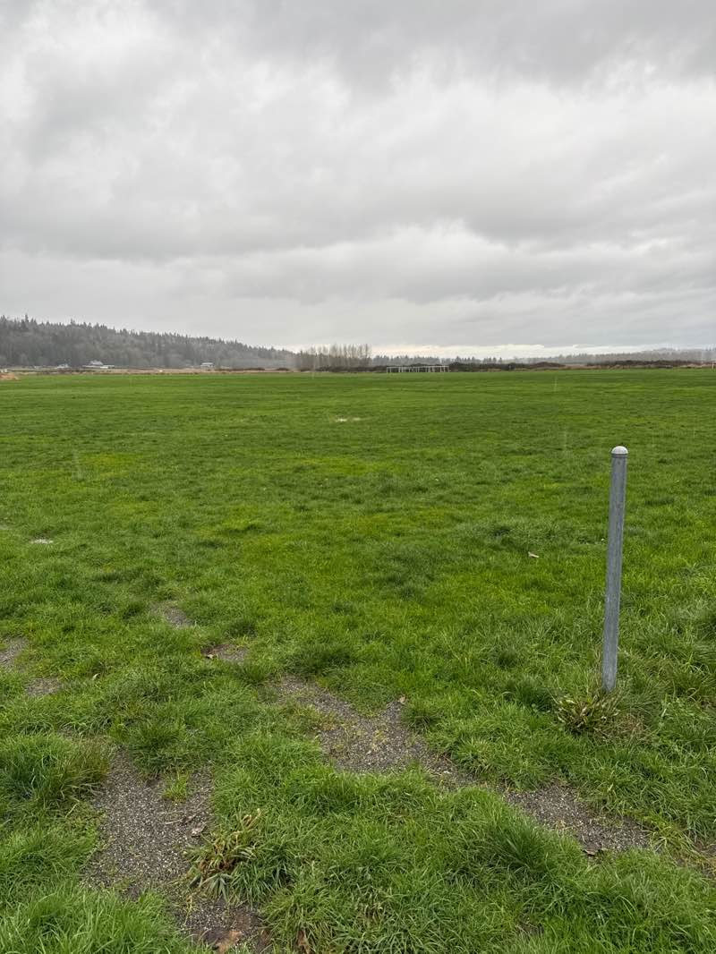 walking near me in Fairfield County Park in winter