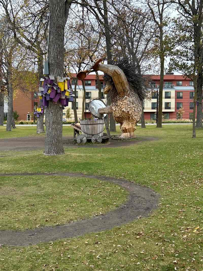 walking near me in Detroit Lakes City Park in autumn