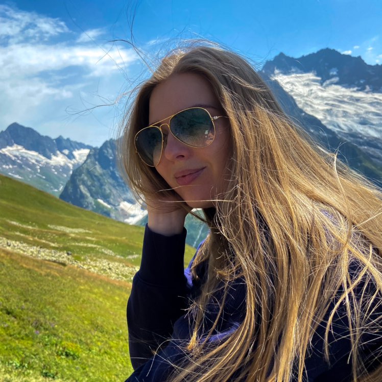 Виктория Кургинова