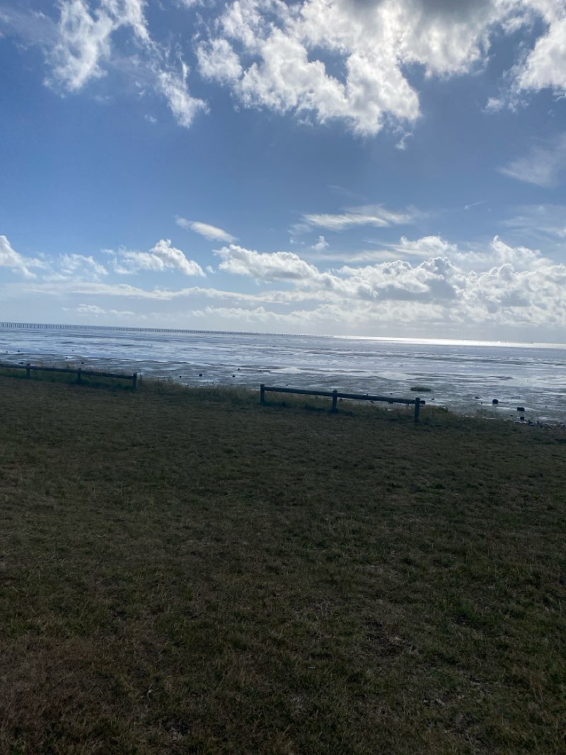 walking near me in East Beach in autumn