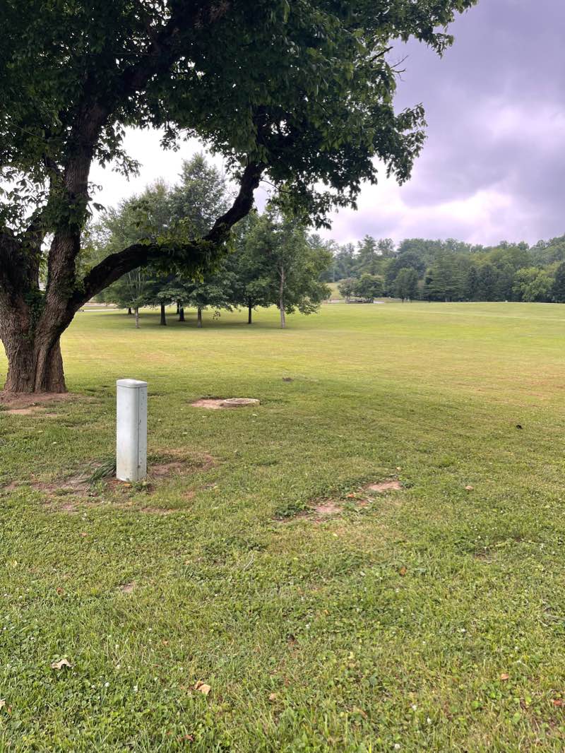 walking near me in Fort Boonesborough State Park in winter
