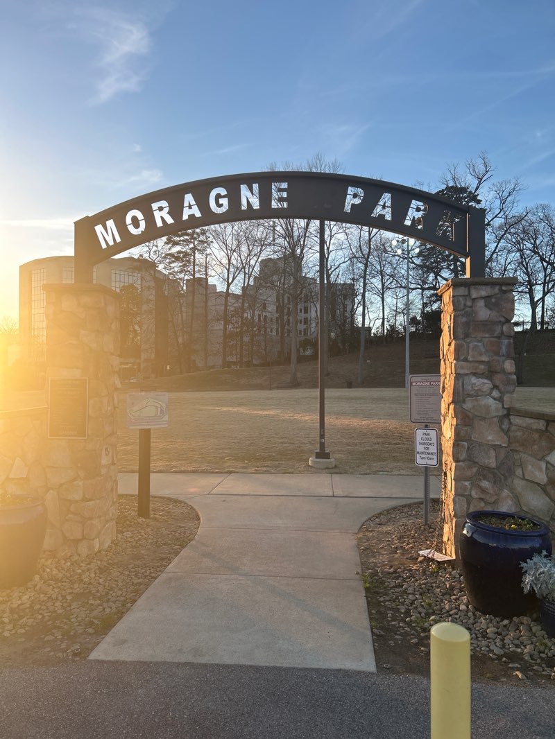 walking near me in Gadsden Moragne Park in winter