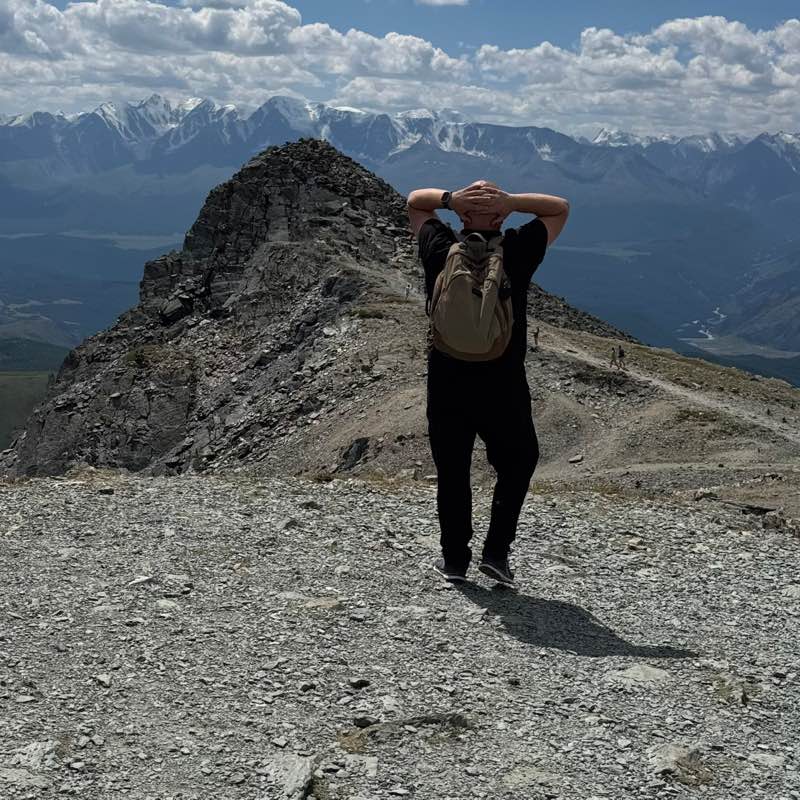 Максим profile