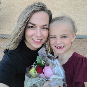 Ashley Warren profile