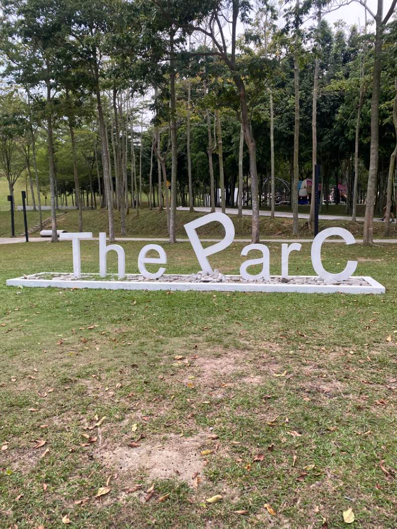 walking near me in Setia Ecohill Park in winter