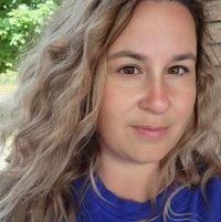 Stephanie profile