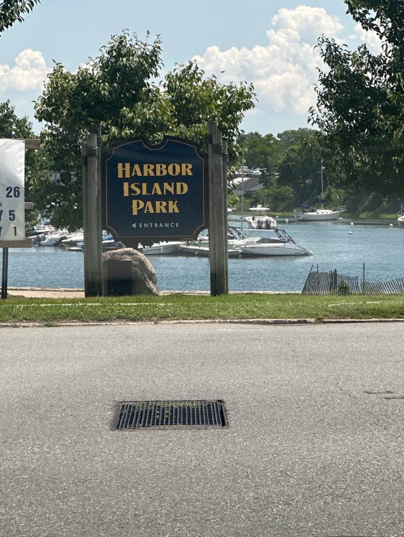 walking near me in Harbor Island Park in summer