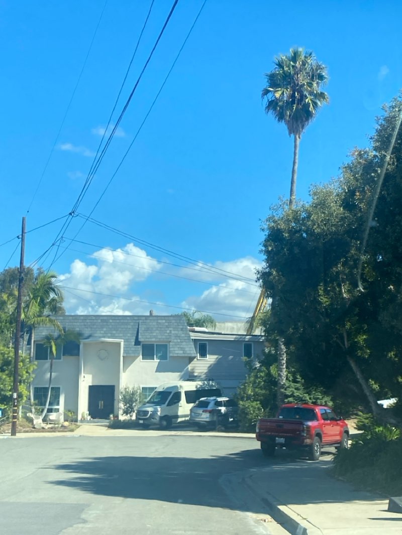 walking near me in Fire Mountain Park in autumn