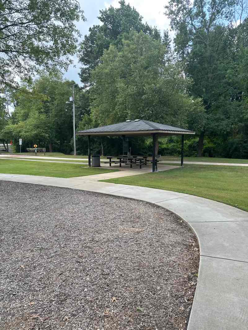 walking near me in Bonner Park in summer